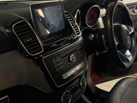 USED 2018 18 MERCEDES-BENZ GLE 2.1 GLE250d AMG Night Edition (Premium Plus) SUV 5dr Diesel G-Tronic 4MATIC Euro 6 (s/s) (204 ps) PANORAMIC ROOF+APPLE CAR PLAY