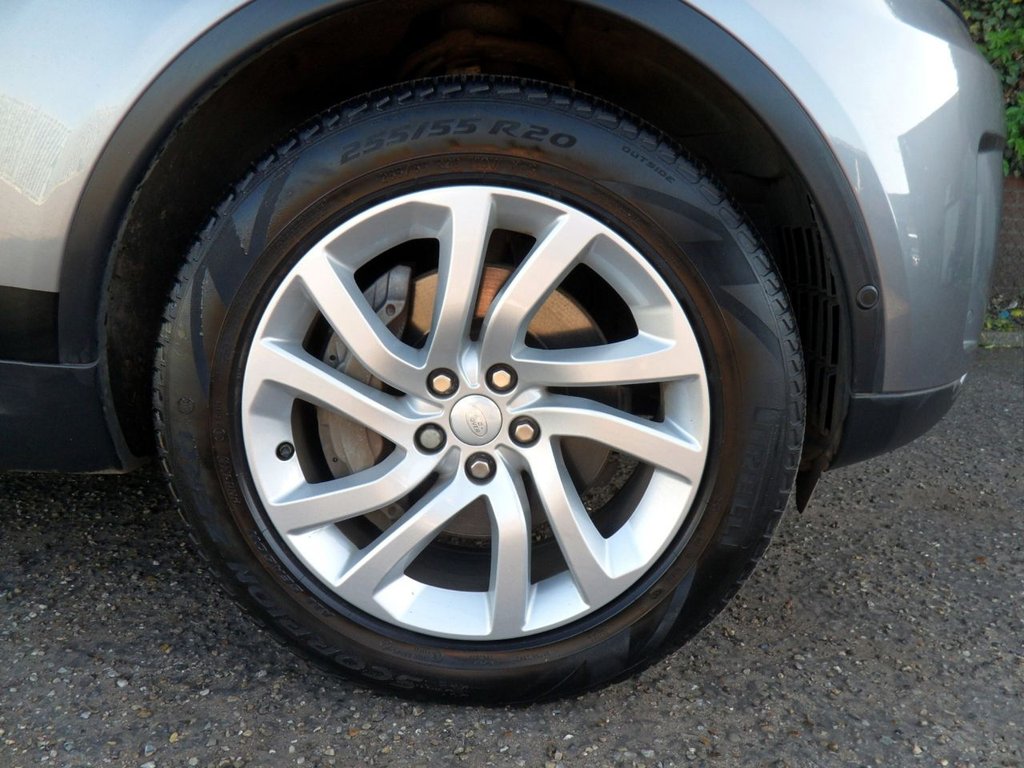 USED 2020 20 LAND ROVER DISCOVERY 3.0 SD V6 HSE SUV 5dr Diesel Auto 4WD Euro 6 (s/s) (306 ps) Low Mileage Pan Roof Meridian Audio