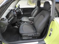 USED 2022 72 MINI HATCH 1.5 Cooper Classic Steptronic Euro 6 (s/s) 3dr (Zesty Yellow / Automatic)