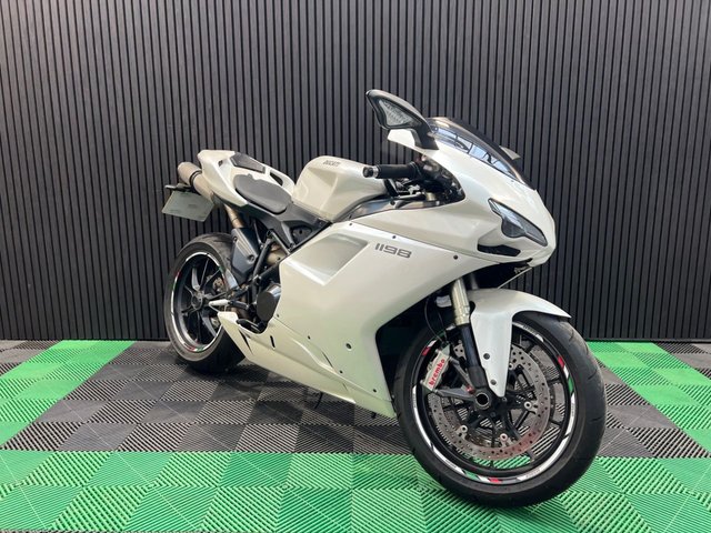 View our DUCATI 1198