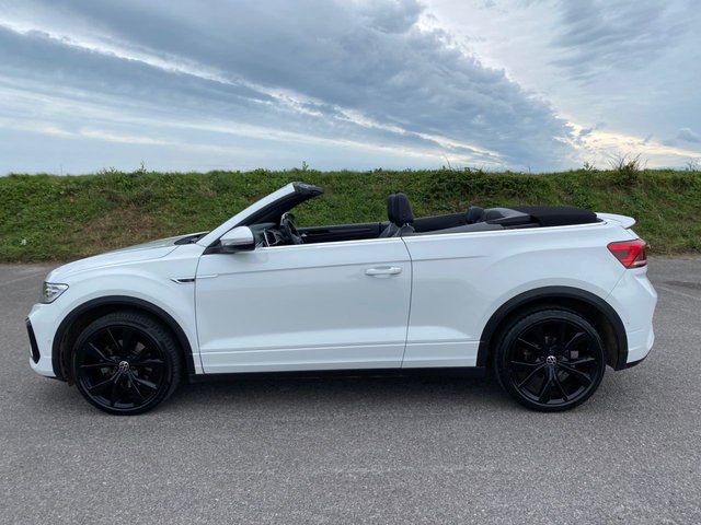 View our VOLKSWAGEN T-ROC