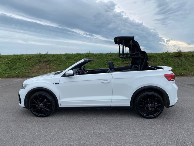 View our VOLKSWAGEN T-ROC