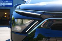 USED 2023 23 CITROEN C5 X 1.2 PureTech Shine Plus Hatchback 5dr Petrol EAT8 Euro 6 (s/s) (130 ps) PERLA NERA BLACK METALLIC PAINTWORK + 360 CAMERA + CARPLAY + HEATED SEATS