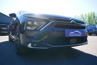 USED 2023 23 CITROEN C5 X 1.2 PureTech Shine Plus Hatchback 5dr Petrol EAT8 Euro 6 (s/s) (130 ps) PERLA NERA BLACK METALLIC PAINTWORK + 360 CAMERA + CARPLAY + HEATED SEATS