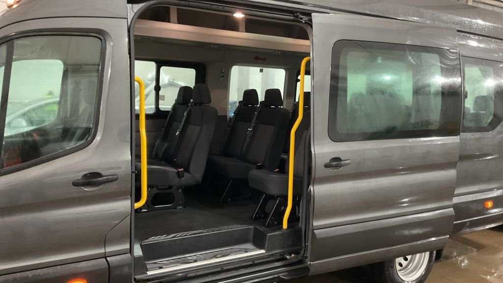 USED 2023 23 FORD TRANSIT 2.0 460 EcoBlue Leader Minibus Double Cab 5dr Diesel Auto RWD L4 H3 Euro 6 (s/s) (17 Seat, DRW) (165 ps) 