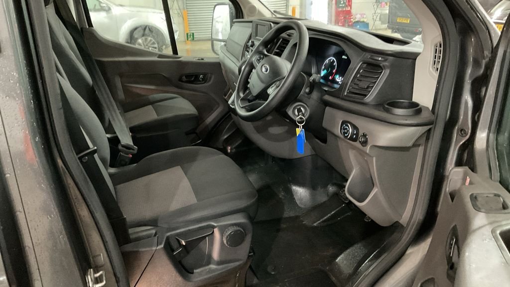 USED 2023 23 FORD TRANSIT 2.0 460 EcoBlue Leader Minibus Double Cab 5dr Diesel Auto RWD L4 H3 Euro 6 (s/s) (17 Seat, DRW) (165 ps) 