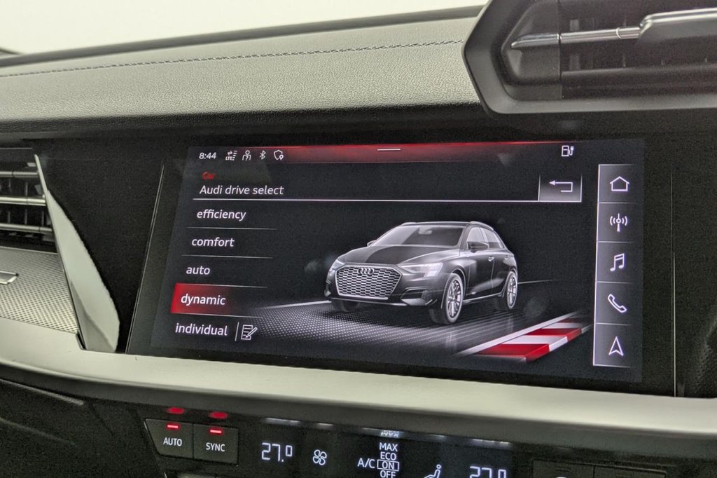 USED 2022 22 AUDI A3 1.4 TFSIe 40 S line Sportback 5dr Petrol Plug-in Hybrid S Tronic Euro 6 (s/s) 13kWh (204 ps) Sat Nav, Car Play, Sensors