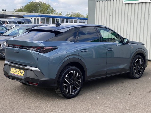 View our PEUGEOT 3008