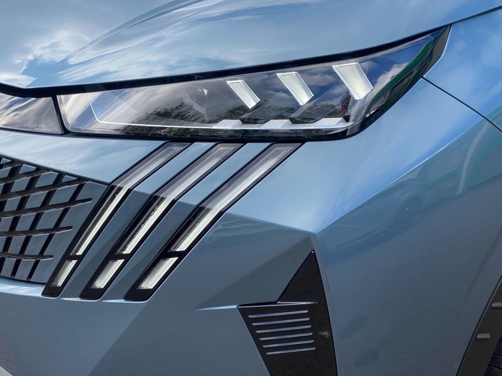USED 2025 25 PEUGEOT 3008 1.2 GT SUV 5dr Petrol Hybrid e-DSC6 Euro 6 (s/s) (136 ps) SUV