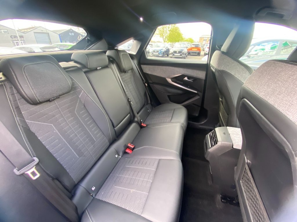 USED 2025 25 PEUGEOT 3008 1.2 GT SUV 5dr Petrol Hybrid e-DSC6 Euro 6 (s/s) (136 ps) SUV