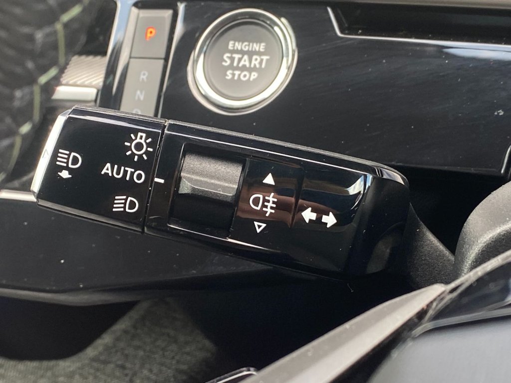 USED 2025 25 PEUGEOT 3008 1.2 GT SUV 5dr Petrol Hybrid e-DSC6 Euro 6 (s/s) (136 ps) SUV
