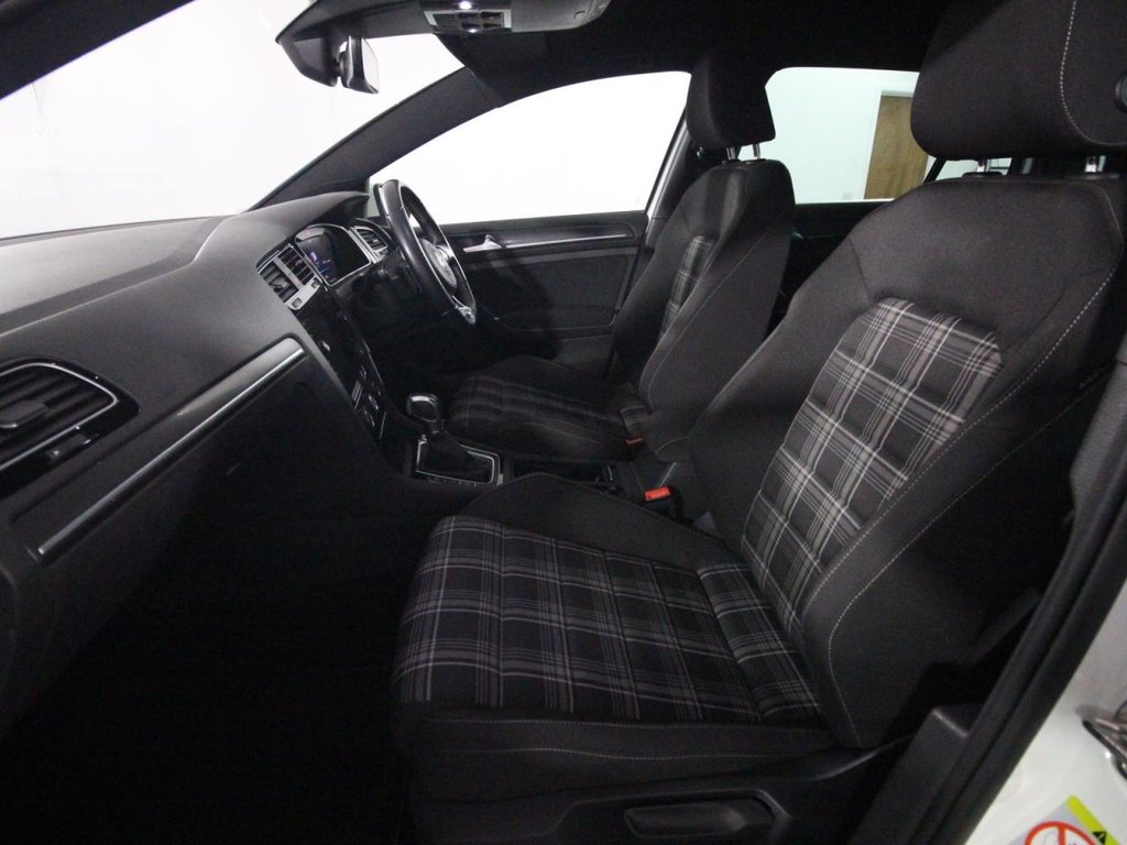 USED 2019 19 VOLKSWAGEN GOLF 2.0 TDI GTD Hatchback 5dr Diesel DSG Euro 6 (s/s) (184 ps) 