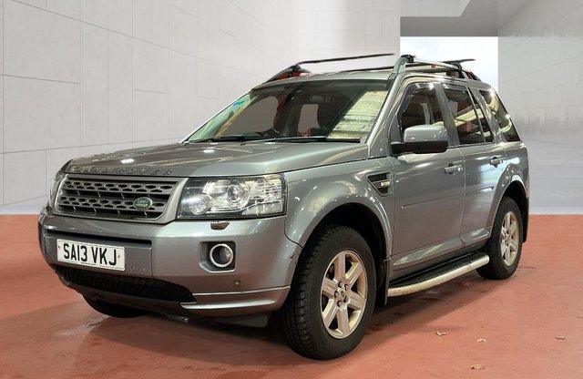 View our LAND ROVER FREELANDER 2