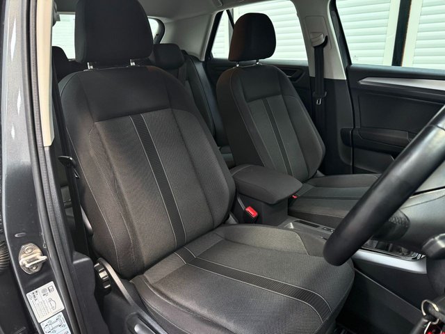 View our VOLKSWAGEN T-ROC