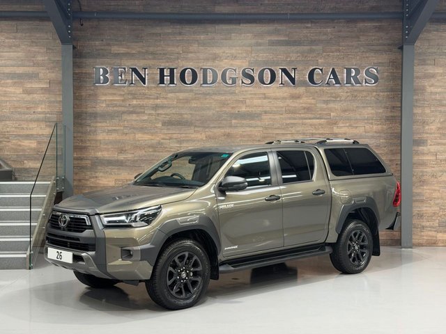View our TOYOTA HI-LUX