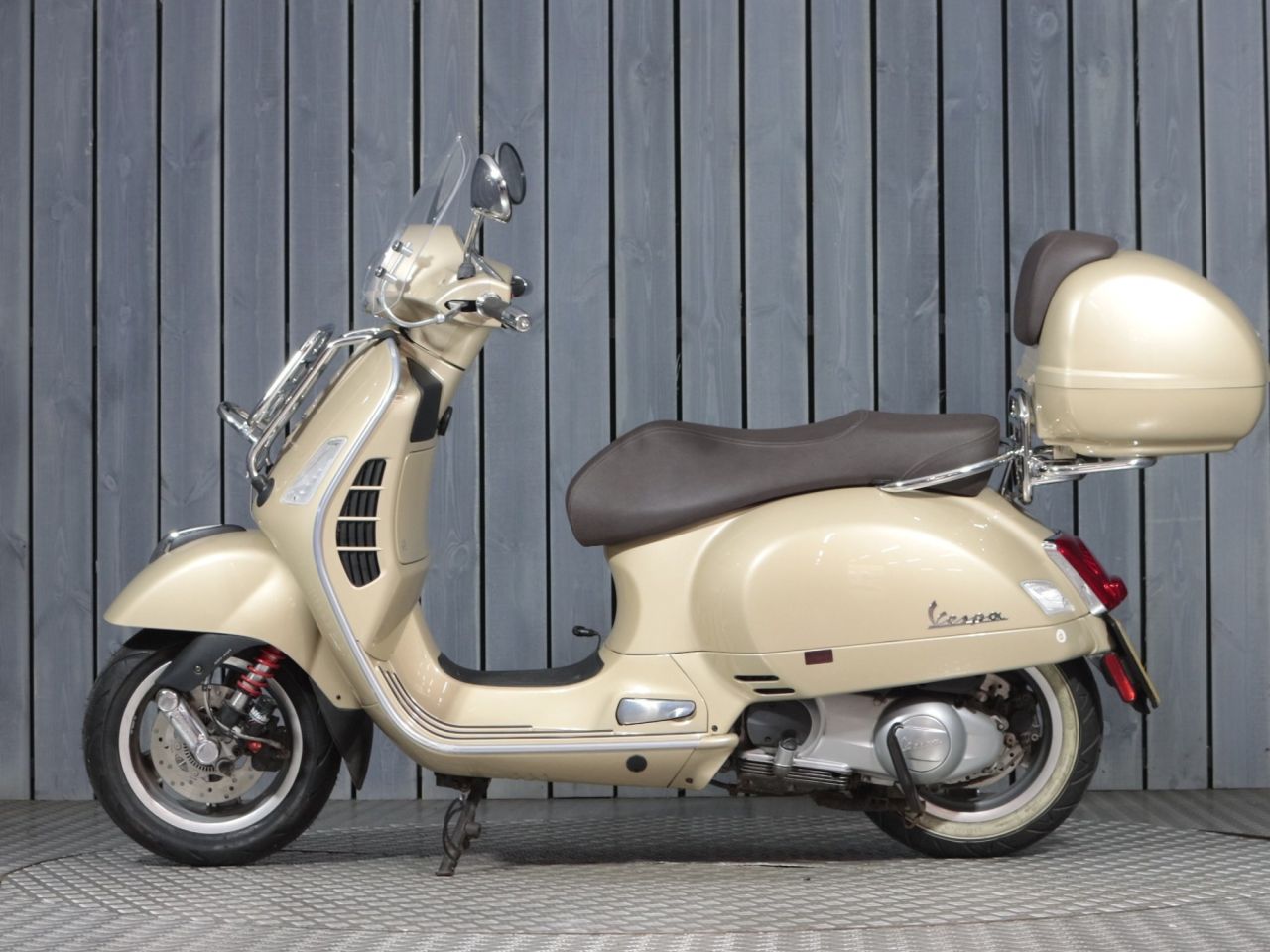 PIAGGIO Vespa GTS 300