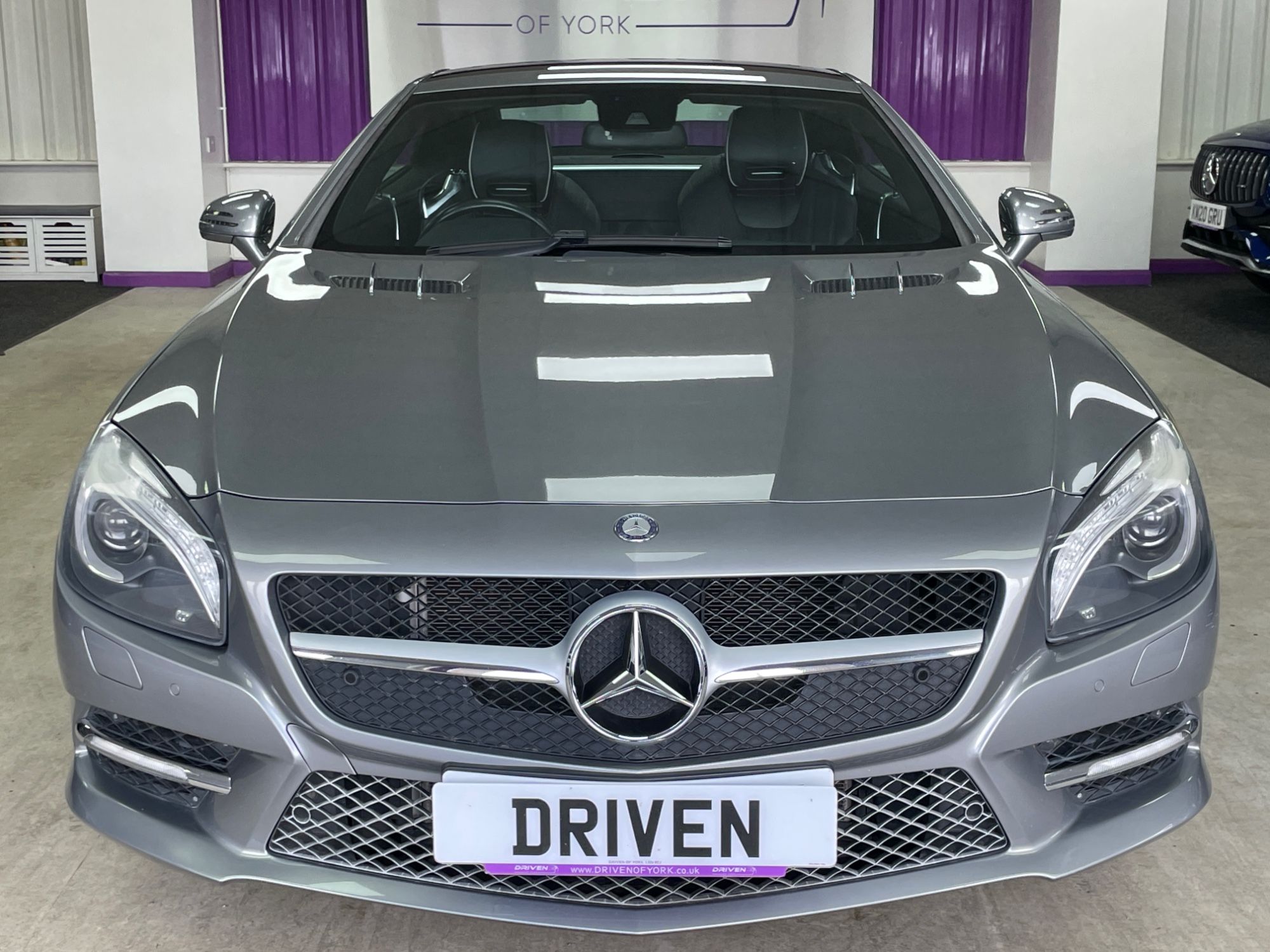 USED 2012 62 MERCEDES-BENZ SL 3.5 SL350 V6 BlueEfficiency Convertible 2dr Petrol G-Tronic Euro 5 (s/s) (306 ps) 