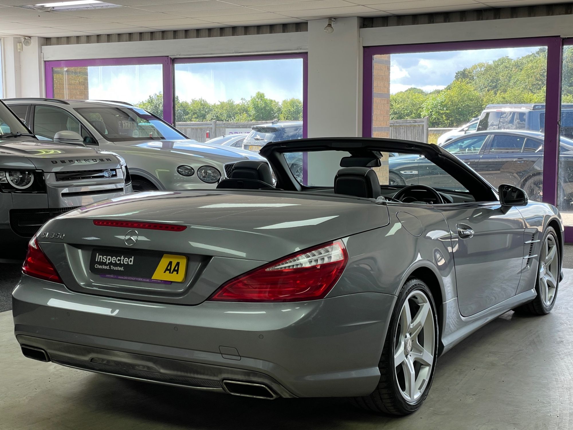 USED 2012 62 MERCEDES-BENZ SL 3.5 SL350 V6 BlueEfficiency Convertible 2dr Petrol G-Tronic Euro 5 (s/s) (306 ps) 