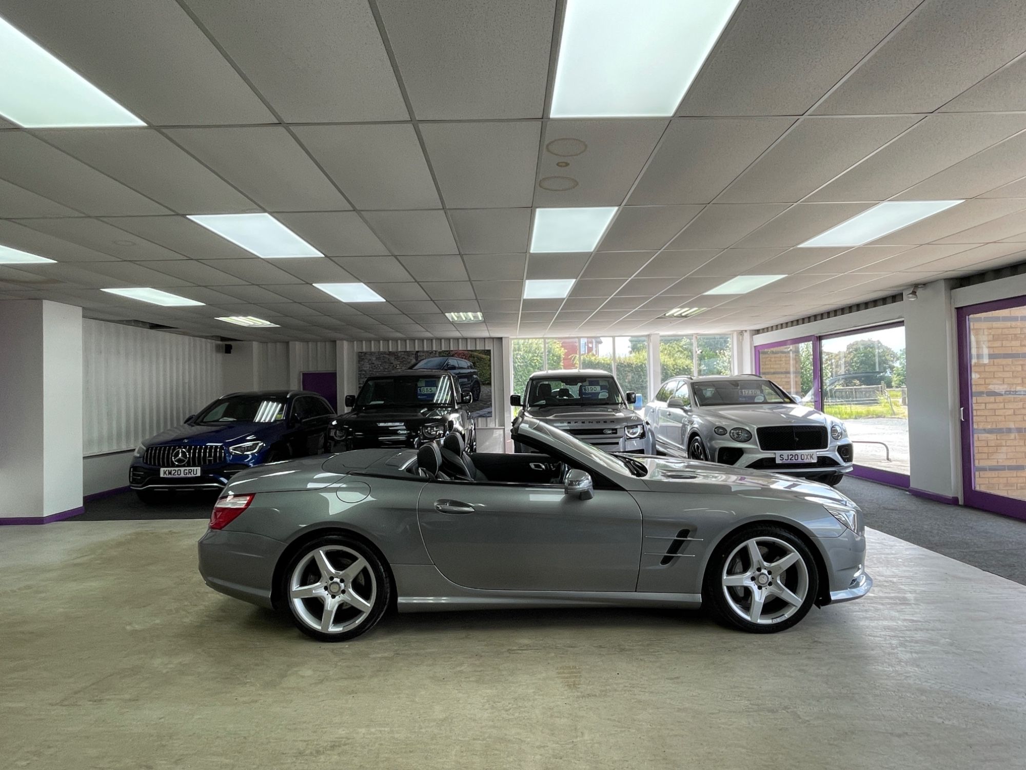 USED 2012 62 MERCEDES-BENZ SL 3.5 SL350 V6 BlueEfficiency Convertible 2dr Petrol G-Tronic Euro 5 (s/s) (306 ps) 
