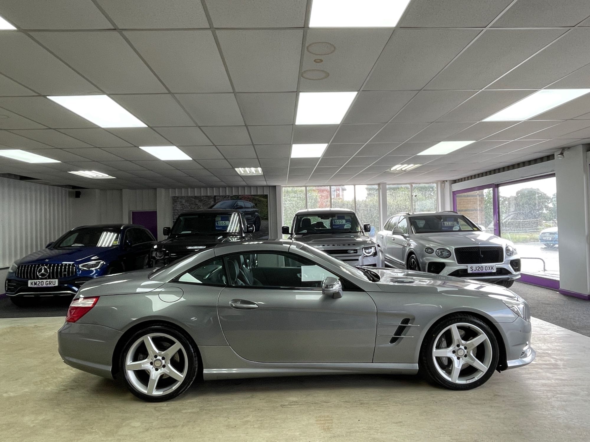 USED 2012 62 MERCEDES-BENZ SL 3.5 SL350 V6 BlueEfficiency Convertible 2dr Petrol G-Tronic Euro 5 (s/s) (306 ps) 