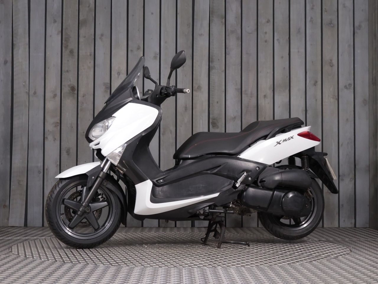 YAMAHA XMAX 250