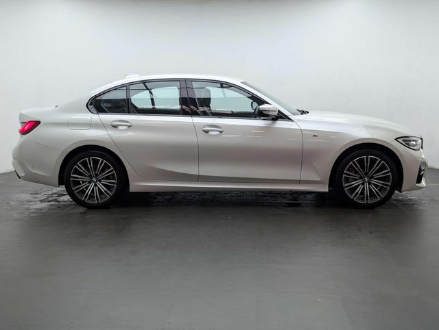 USED 2019 69 BMW 3 SERIES 2.0 330e M Sport Auto 4dr CLICK & COLLECT/ HOME DELIVERY