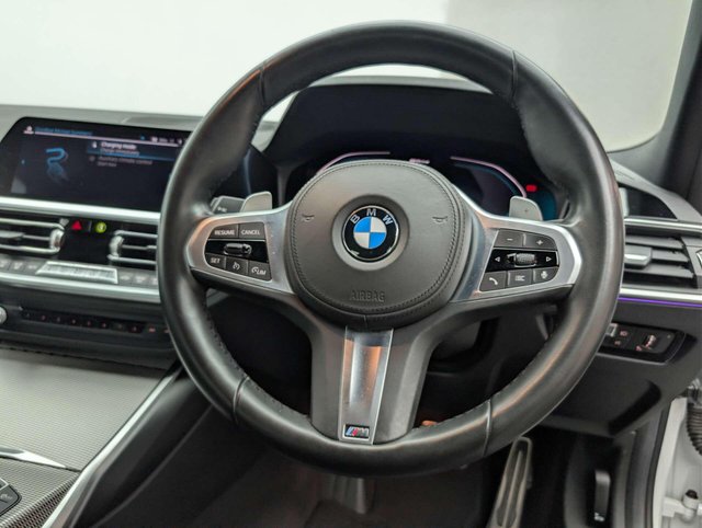 USED 2019 69 BMW 3 SERIES 2.0 330e M Sport Auto 4dr CLICK & COLLECT/ HOME DELIVERY