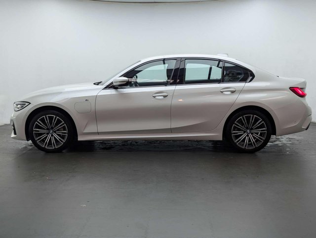 USED 2019 69 BMW 3 SERIES 2.0 330e M Sport Auto 4dr CLICK & COLLECT/ HOME DELIVERY
