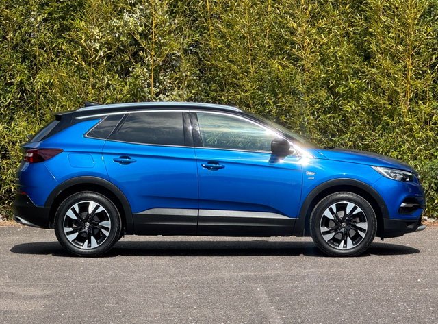 View our VAUXHALL GRANDLAND X