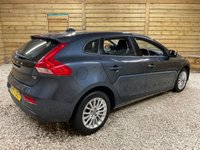 USED 2017 17 VOLVO V40 2.0 T2 Momentum Nav Plus Hatchback 5dr Petrol Manual Euro 6 (s/s) (122 ps) 28,152 MILES ONLY ONE OWNER EXTRAS EXC CONDITION