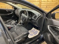 USED 2017 17 VOLVO V40 2.0 T2 Momentum Nav Plus Hatchback 5dr Petrol Manual Euro 6 (s/s) (122 ps) 28,152 MILES ONLY ONE OWNER EXTRAS EXC CONDITION