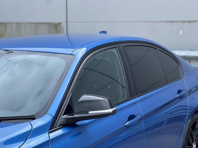 View our BMW 3 SERIES