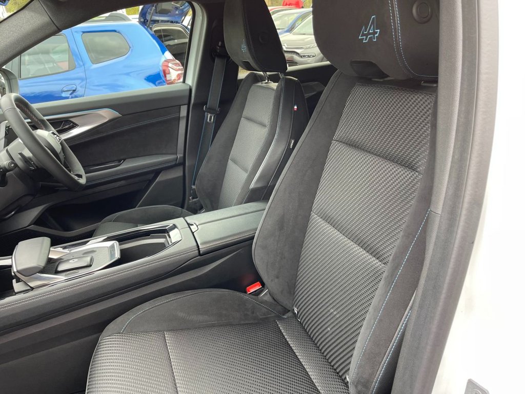 USED 2024 74 RENAULT AUSTRAL 1.2 E-TECH techno esprit Alpine SUV 5dr Petrol Hybrid Auto Euro 6 (s/s) (200 ps) 
