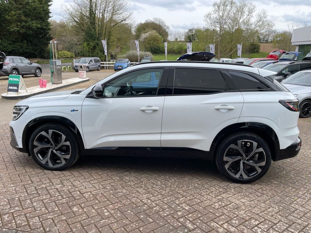 USED 2024 74 RENAULT AUSTRAL 1.2 E-TECH techno esprit Alpine SUV 5dr Petrol Hybrid Auto Euro 6 (s/s) (200 ps) 