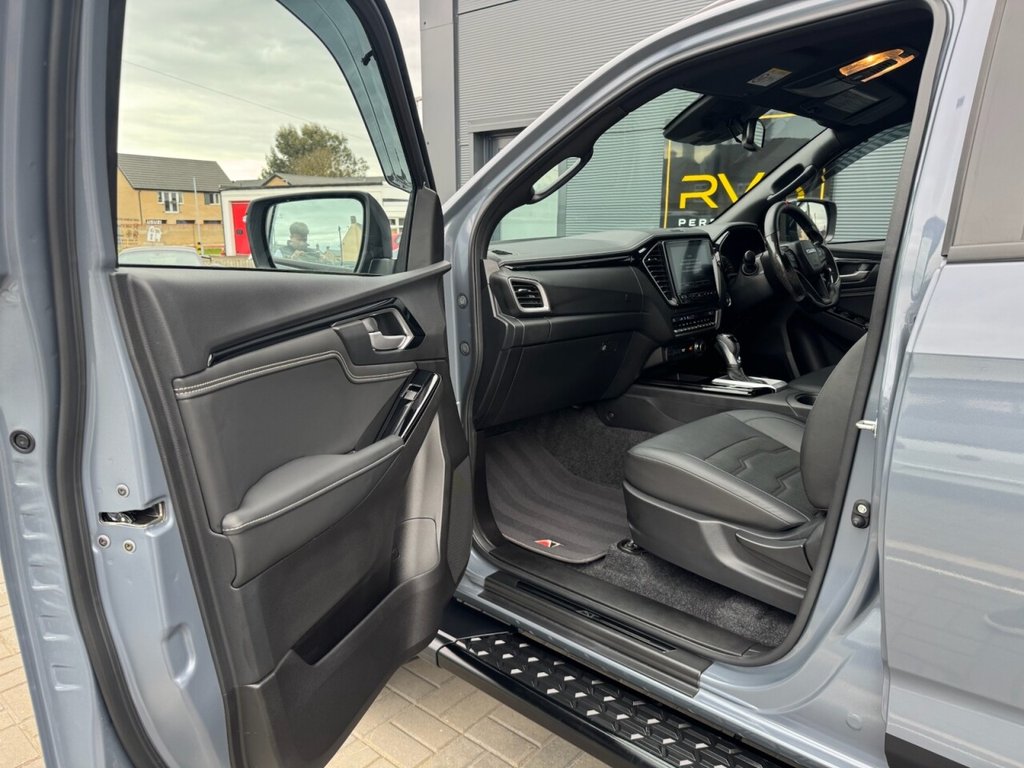 USED 2025 25 ISUZU D-MAX 1.9 TD Arctic Trucks AT35 Pickup Double Cab 4dr Diesel Auto 4WD Euro 6 (s/s)  NO VAT