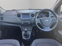 USED 2018 18 HYUNDAI I10 1.2 Premium SE Hatchback 5dr Petrol Manual Euro 6 (87 ps) Brilliant Spec! Sun Roof & Heated Seats!