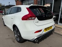 USED 2015 15 VOLVO V40 2.0 D4 R-Design Lux Nav Hatchback 5dr Diesel Manual Euro 6 (s/s) (190 ps) NAV~BLUETOOTH~CRUISE~DAB~PARK SENS