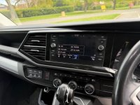 USED 2020 70 VOLKSWAGEN CARAVELLE 2.0 TDI Executive DSG Euro 6 (s/s) 5dr 7 SEATS DIGITAL DASH NEW SHAPE