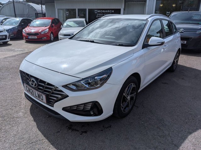 2021 I30 0.0L 2021 55,480 MILES 1.6 LTR OTHER PETROL HYBRID 9,690 168.49 RESERVE... photo