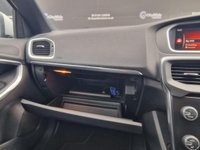 USED 2017 17 VOLVO V40 2.0 D2 R-Design Nav Plus Euro 6 (s/s) 5dr FSHSatNavNewTimingBeltMOT27