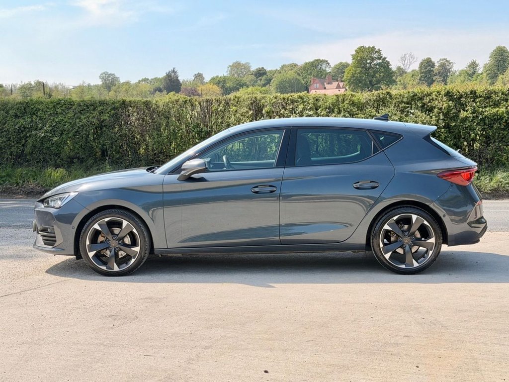 USED 2023 23 CUPRA LEON 1.5 eTSI EVO V1 Hatchback 5dr Petrol Hybrid DSG Euro 6 (s/s) (150 ps) 1 Owner|3 Services|Adp.Cruise|Camera|Apple Car play|Sensors|