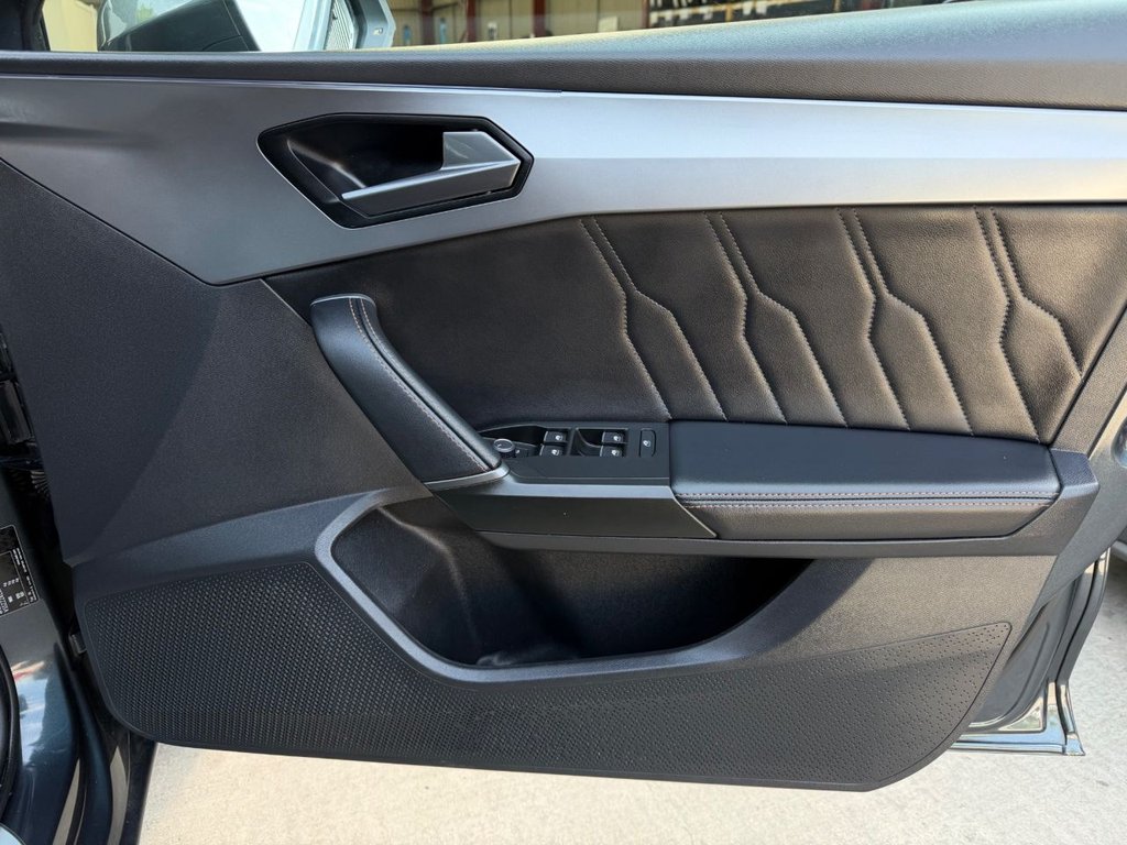 USED 2023 23 CUPRA LEON 1.5 eTSI EVO V1 Hatchback 5dr Petrol Hybrid DSG Euro 6 (s/s) (150 ps) 1 Owner|3 Services|Adp.Cruise|Camera|Apple Car play|Sensors|