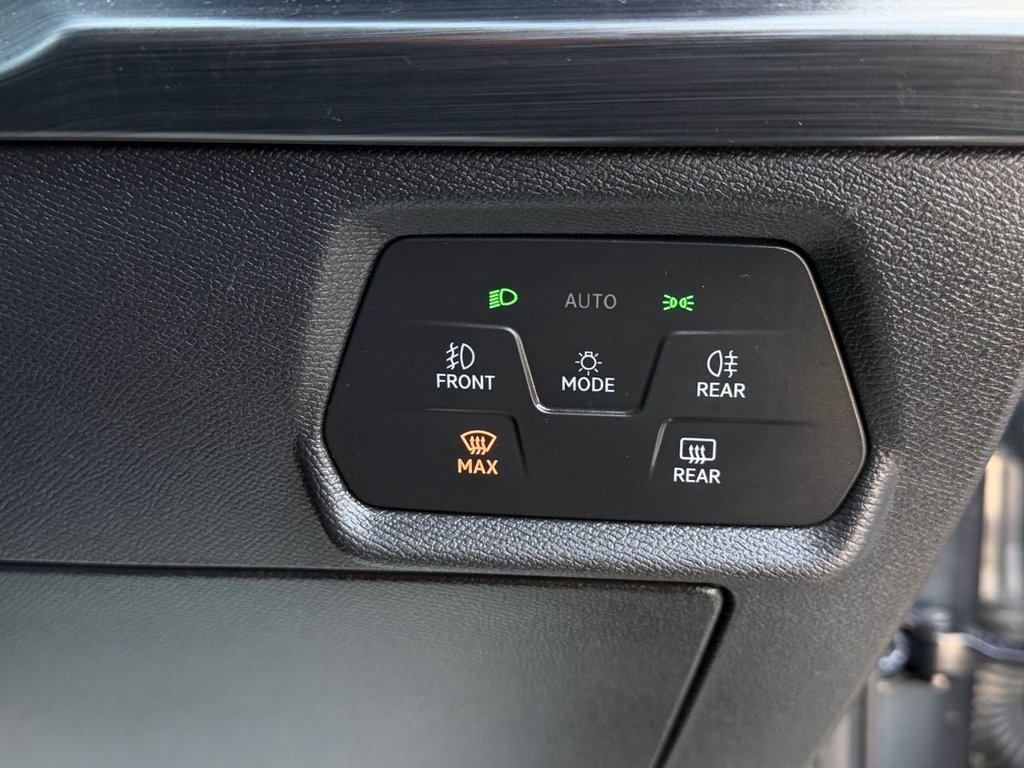 USED 2023 23 CUPRA LEON 1.5 eTSI EVO V1 Hatchback 5dr Petrol Hybrid DSG Euro 6 (s/s) (150 ps) 1 Owner|3 Services|Adp.Cruise|Camera|Apple Car play|Sensors|