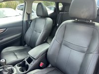 USED 2015 15 NISSAN QASHQAI 1.6 dCi Tekna SUV 5dr Diesel Manual 4WD Euro 5 (s/s) (130 ps) GREAT SERVICE HISTORY WITH THIS CAR