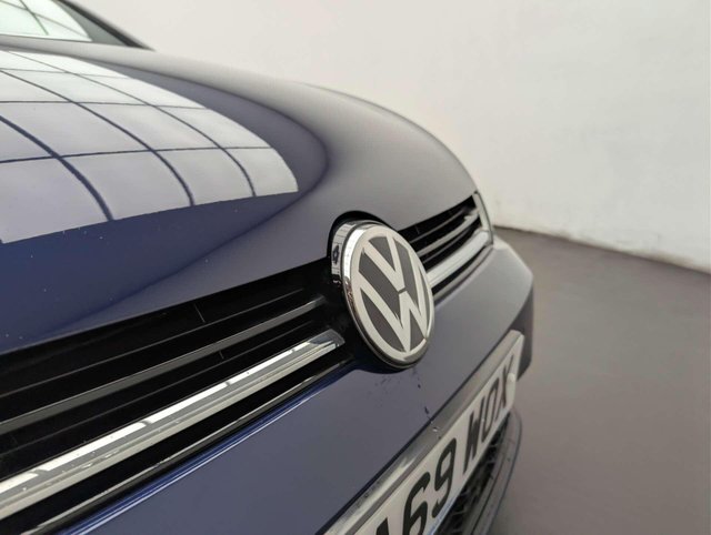 USED 2020 69 VOLKSWAGEN GOLF 2.0 Golf R-Line Edition TDI Semi-Auto 5dr CLICK & COLLECT/ HOME DELIVERY