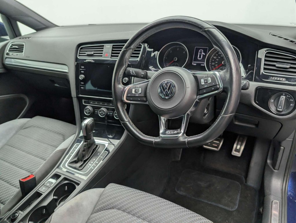 Used 2020 69 VOLKSWAGEN GOLF 2.0 Golf R-Line Edition TDI Semi-Auto 5dr CLICK & COLLECT/ HOME DELIVERY