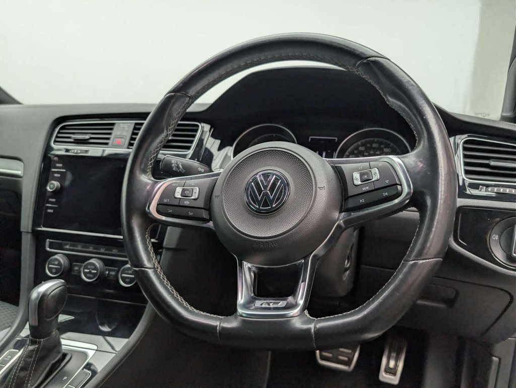 Used 2020 69 VOLKSWAGEN GOLF 2.0 Golf R-Line Edition TDI Semi-Auto 5dr CLICK & COLLECT/ HOME DELIVERY