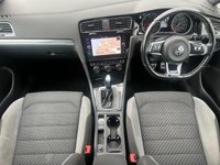 USED 2019 69 VOLKSWAGEN GOLF 2.0 TDI R-Line Edition Hatchback 5dr Diesel DSG Euro 6 (s/s) (150 ps) BEAUTIFUL PEARL BLACK PAINT WITH PRIVACY GLASS & LOW MILES
