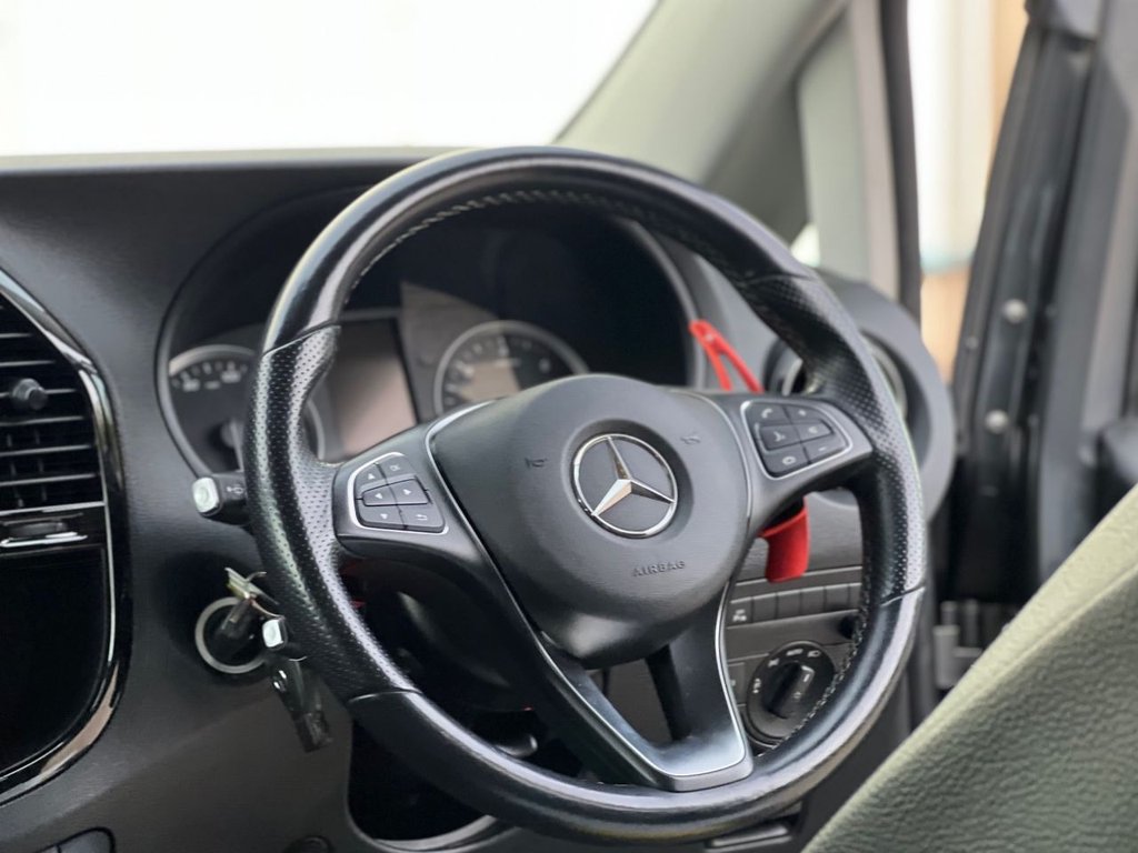 USED 2021 71 MERCEDES-BENZ VITO 2.0 119 CDI Sport Crew Van Double Cab 5dr Diesel G-Tronic RWD L2 Euro 6 (s/s) (LWB) (190 ps) 8 SEATS / REAR TV'S