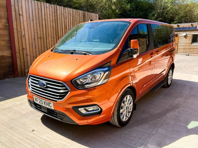 View our FORD TOURNEO CUSTOM